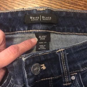 WHBM Dark Blue Flare Leg Jean, Size OO Regular